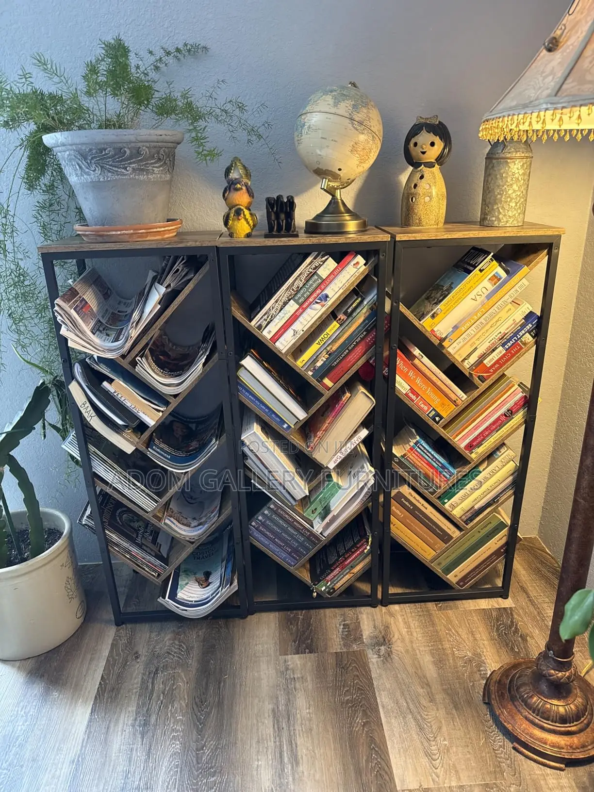 Bookshelve