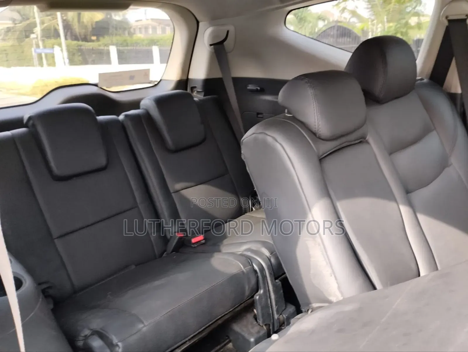 Mitsubishi Pajero Sport 2017 Black