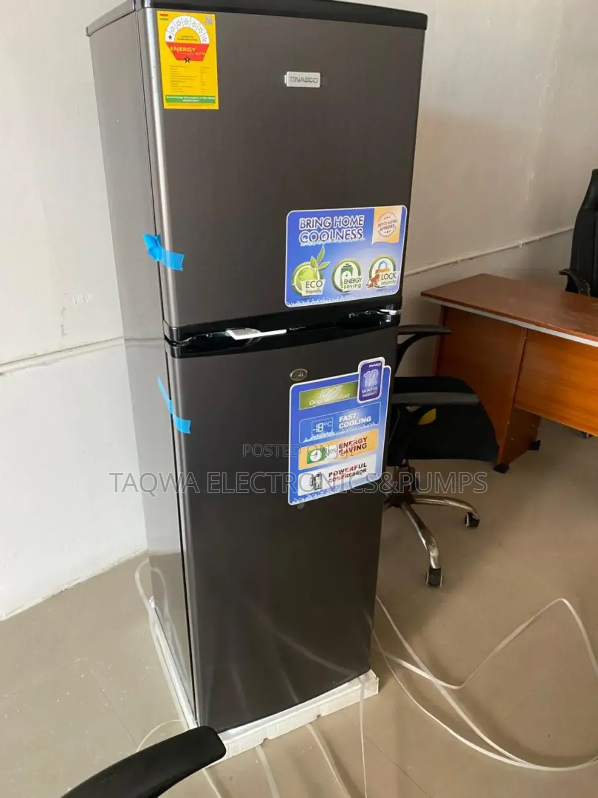 With Top Freezer Nasco 165l Fridge