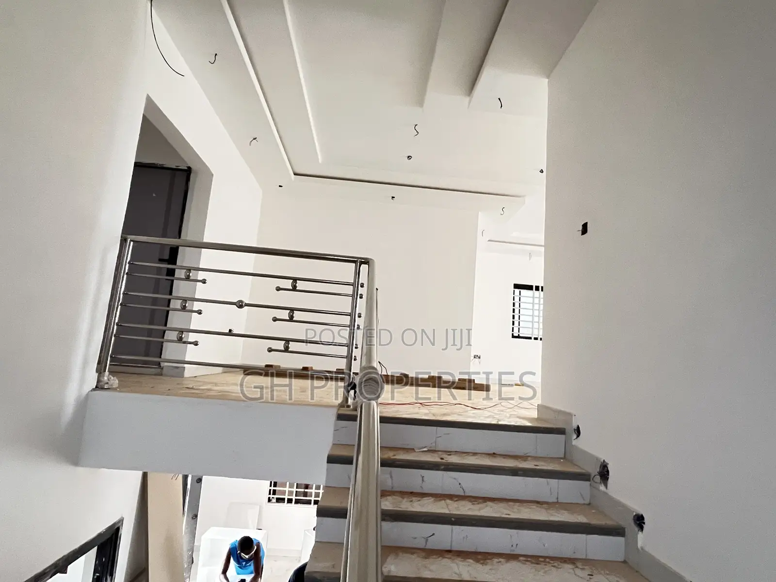 4bdrm Duplex in Three Away From Main, Kumasi Metropolitan for sale