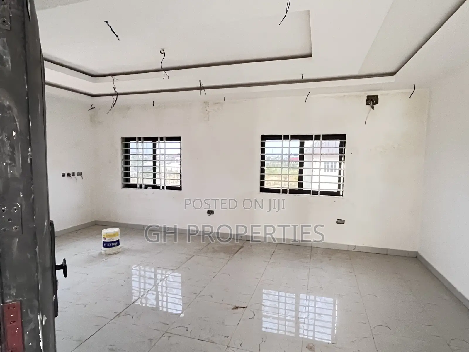 4bdrm Duplex in Three Away From Main, Kumasi Metropolitan for sale