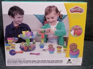 Playdoh Kitchen Creations Cupcakes Tower for Kids
