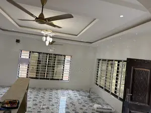 3bdrm House in K Nti Apartment, Kumasi Metropolitan for rent