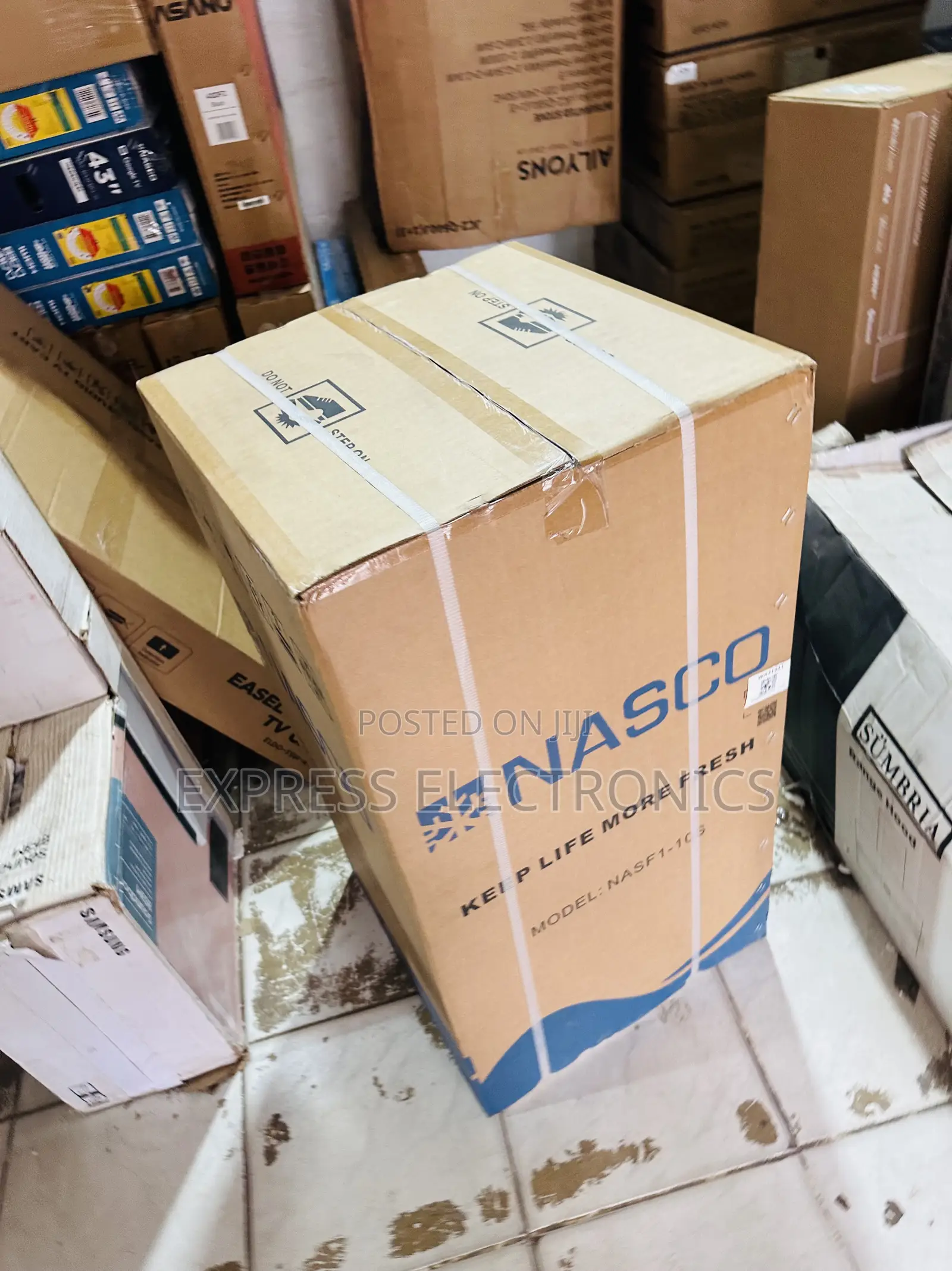 Lovely New Table Top Double Door Fridge Nasf2-120 Nasco