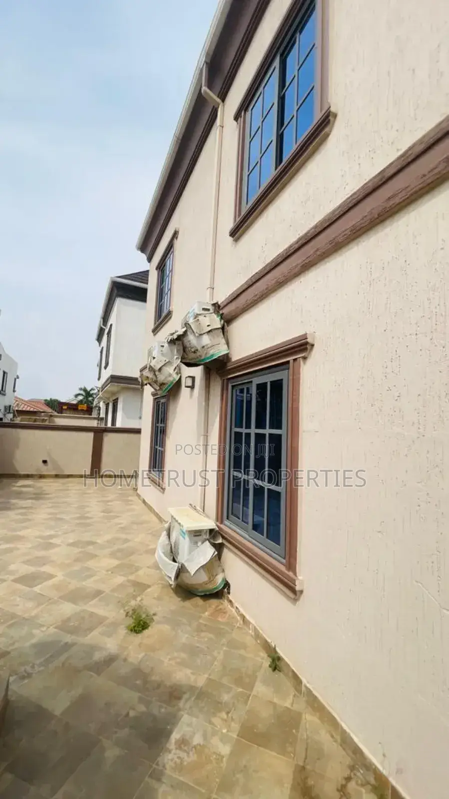 4bdrm Duplex in Haatso Westland, Antis for rent