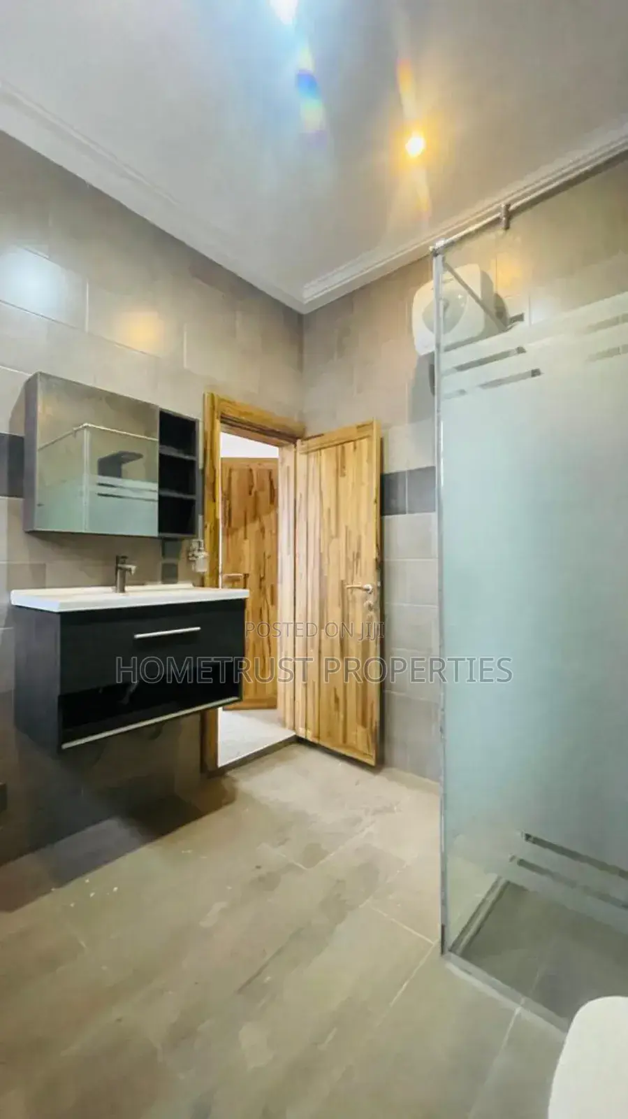4bdrm Duplex in Haatso Westland, Antis for rent