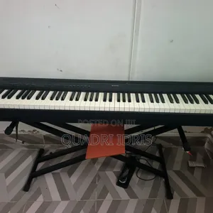 Yamaha Piano P95