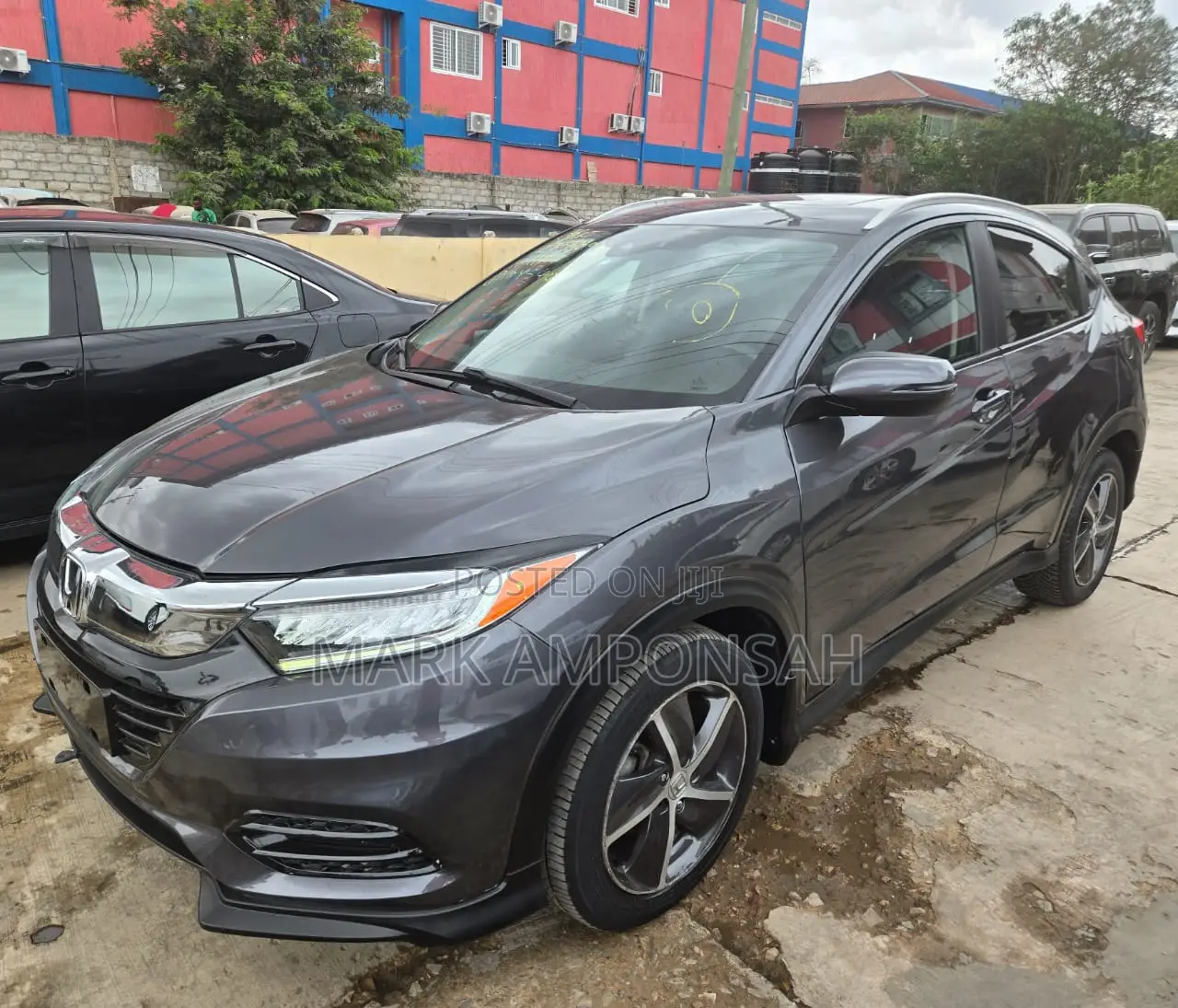 Honda HR-V Touring AWD 2019 Gray