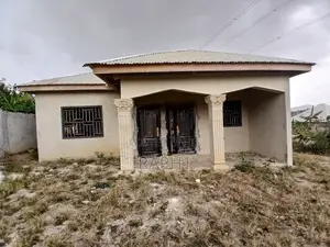 2bdrm House in Obuasi Municipal for sale