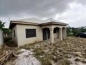 2bdrm House in Obuasi Municipal for sale
