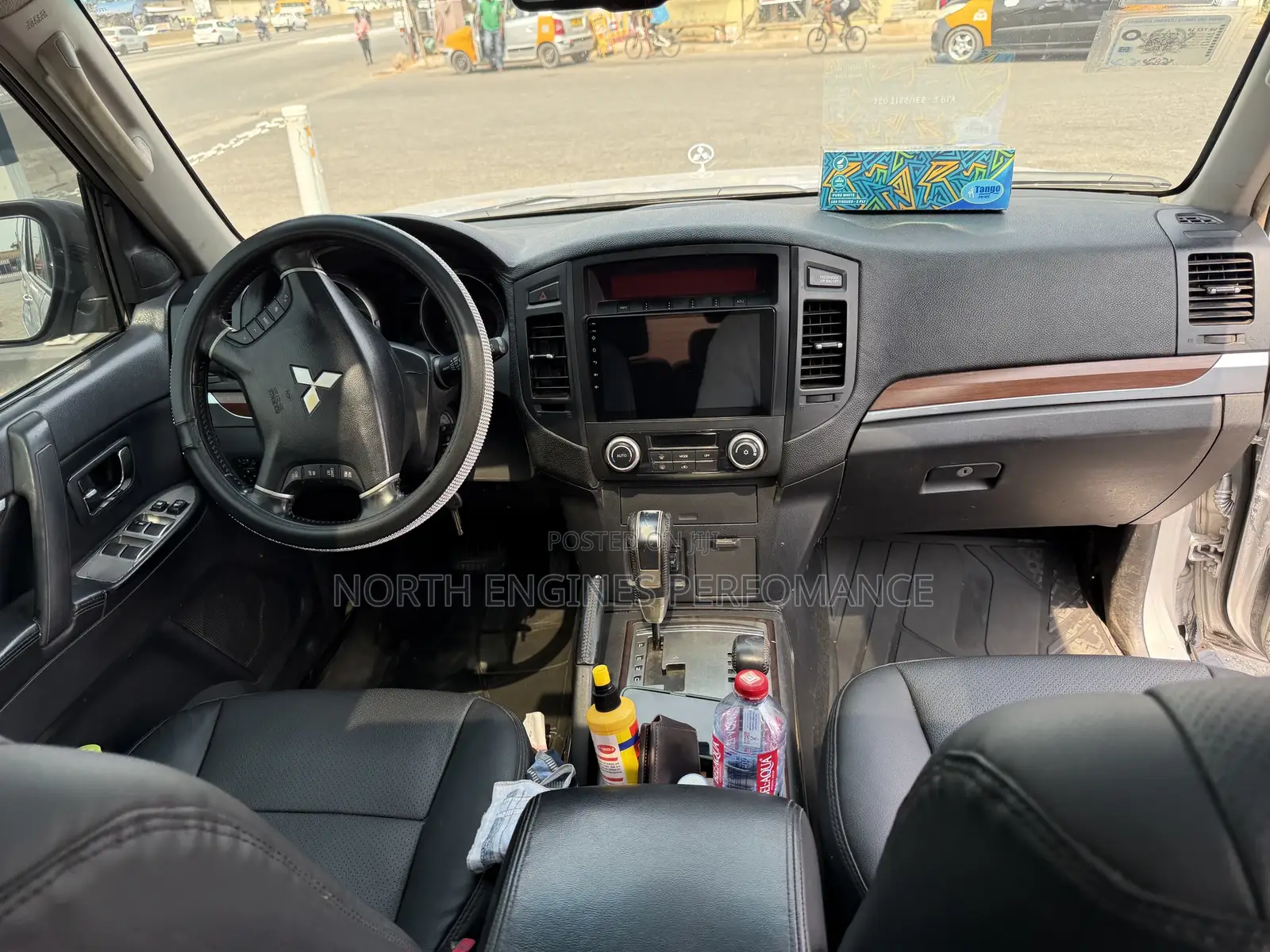 Mitsubishi Pajero 2011 Silver