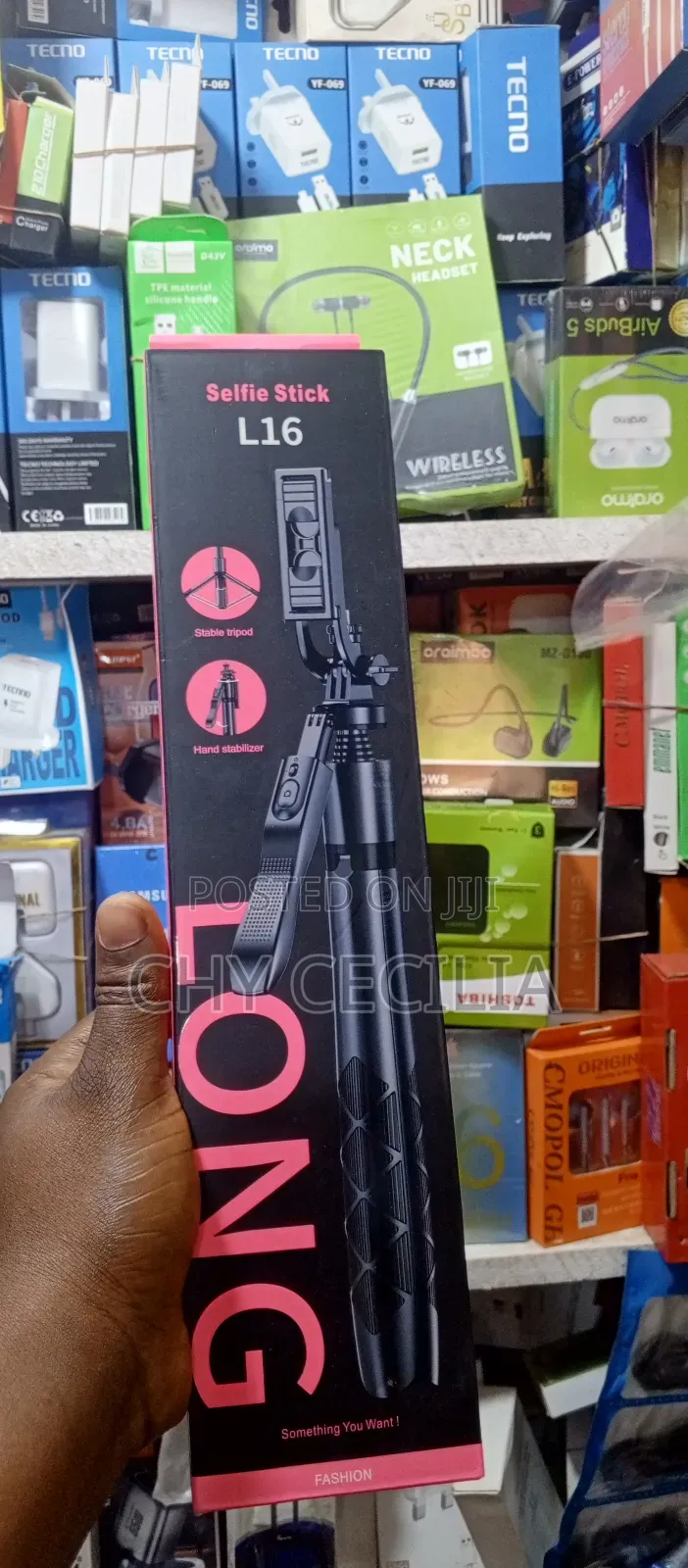 L16 Selfie Stick With Stand