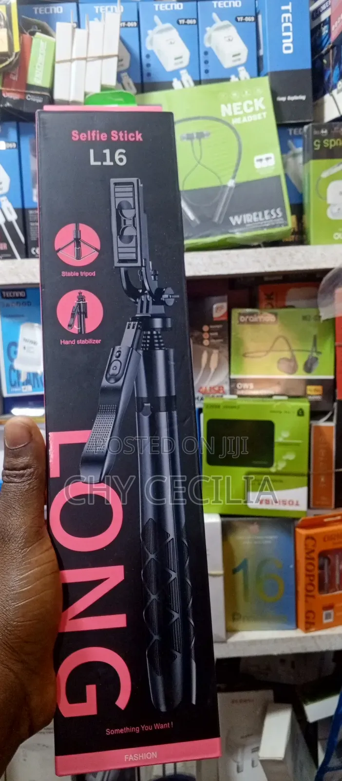 L16 Selfie Stick With Stand