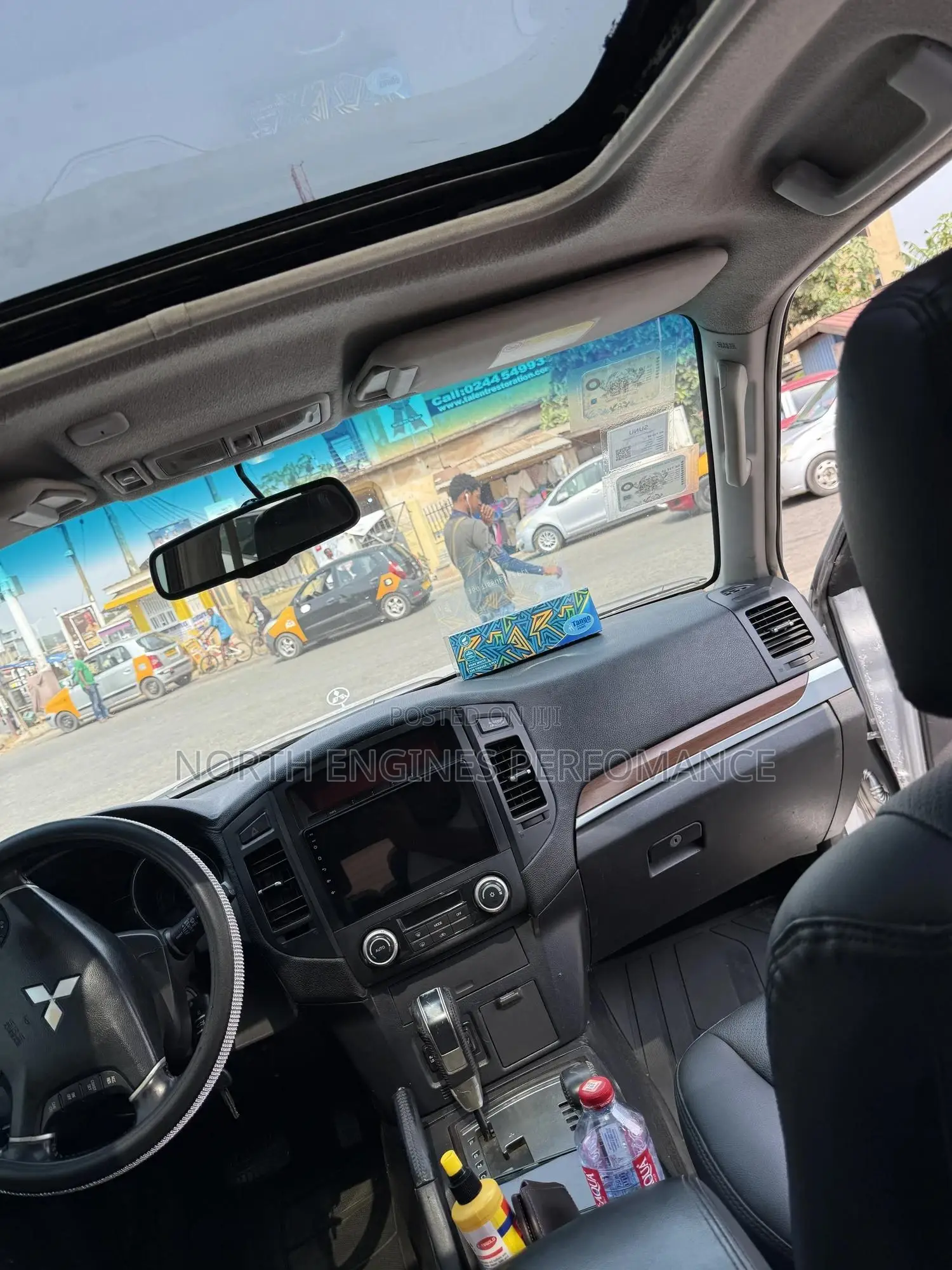 Mitsubishi Pajero 2011 Silver