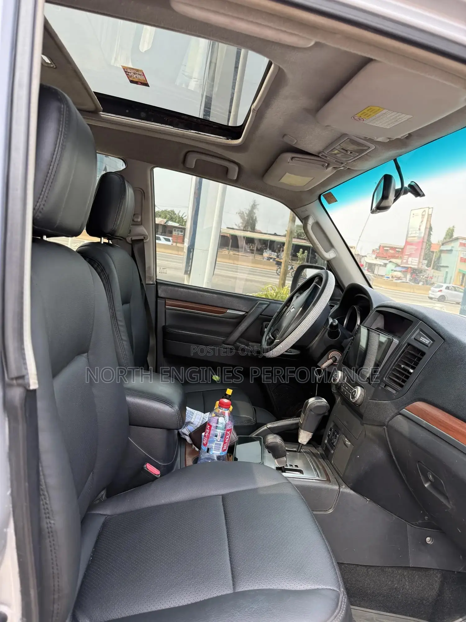 Mitsubishi Pajero 2011 Silver