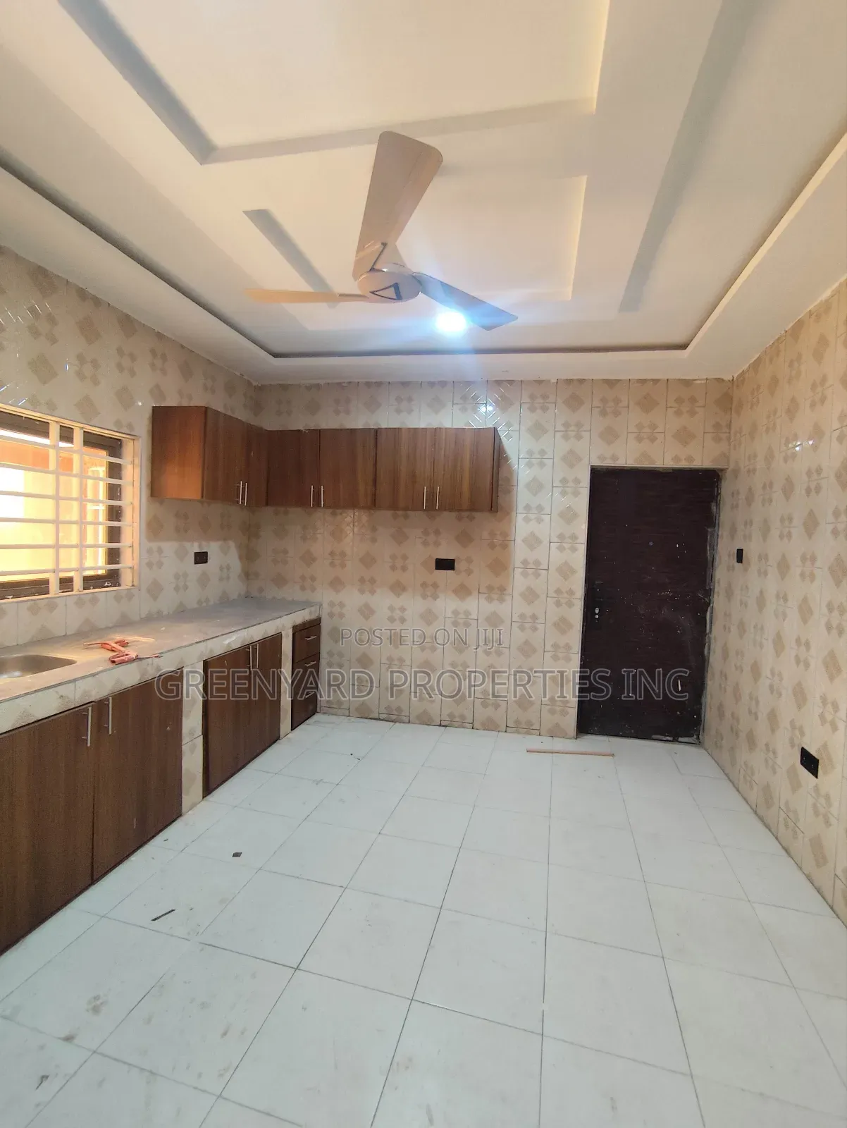4bdrm House in Oyarifa, Ghana Flag for sale