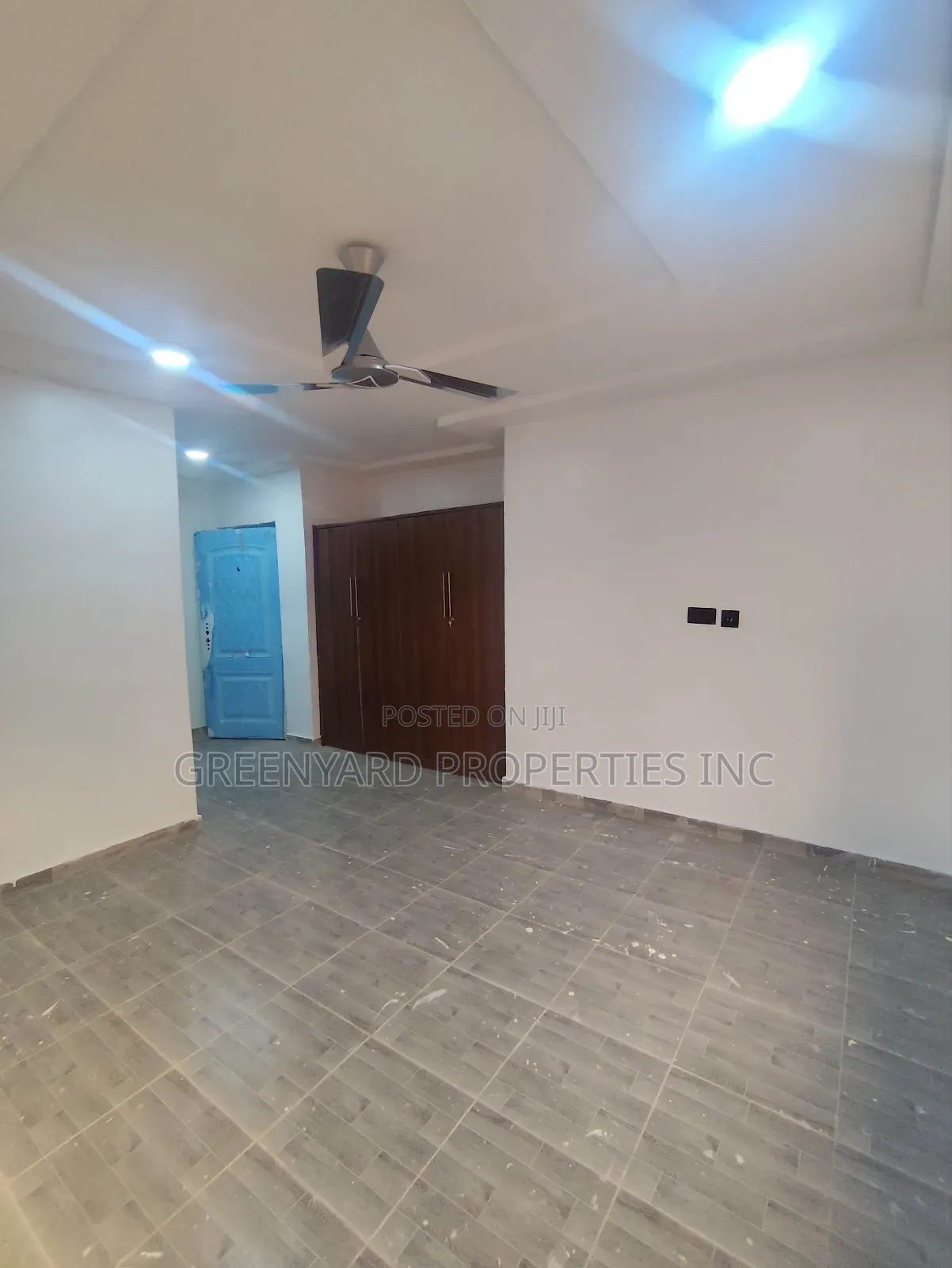 4bdrm House in Oyarifa, Ghana Flag for sale