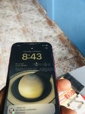 Apple iPhone XR 64 GB Red