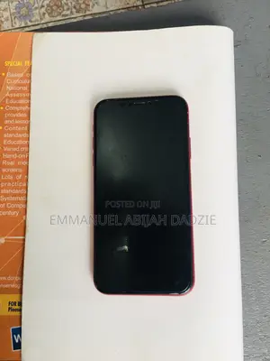Apple iPhone XR 64 GB Red