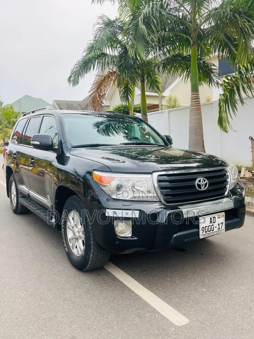 Toyota Land Cruiser 4.5 V8 GXR 2014 Black