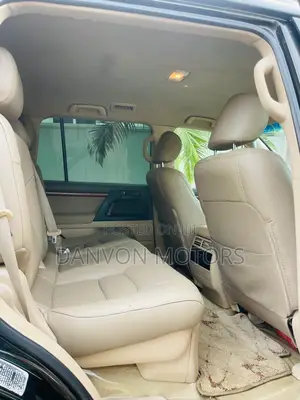 Toyota Land Cruiser 4.5 V8 GXR 2014 Black