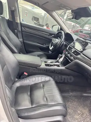 Honda Accord Touring 2018 Silver