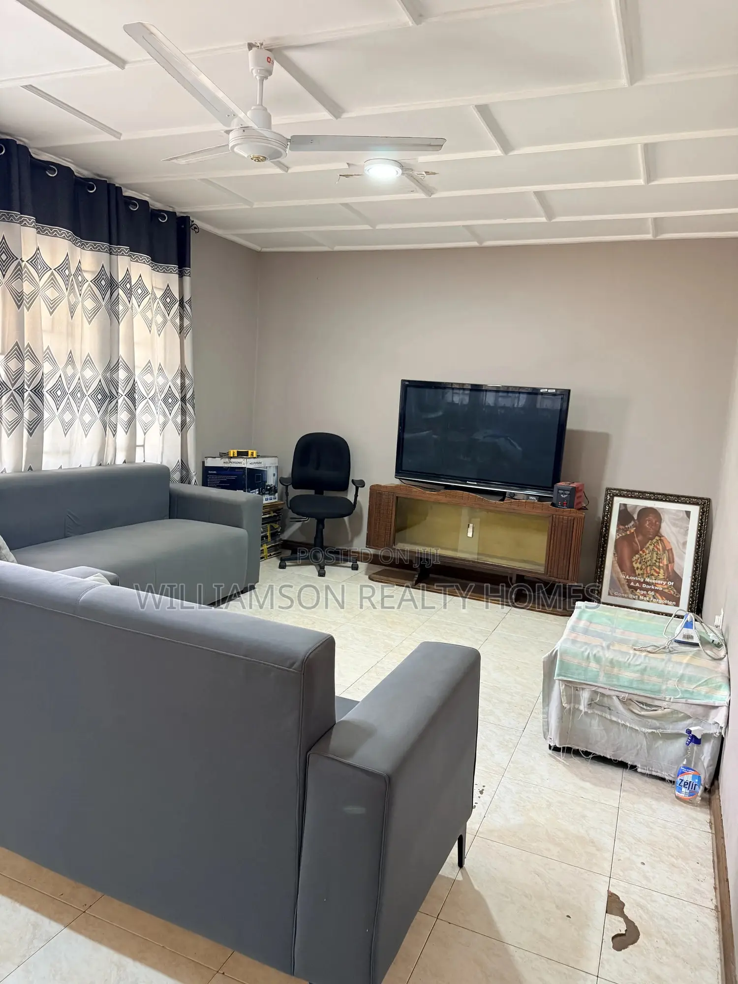 2bdrm House in Hfc Estate Area, Spintex for rent