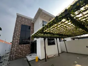 4bdrm House in Seth, Baatsona Total for sale