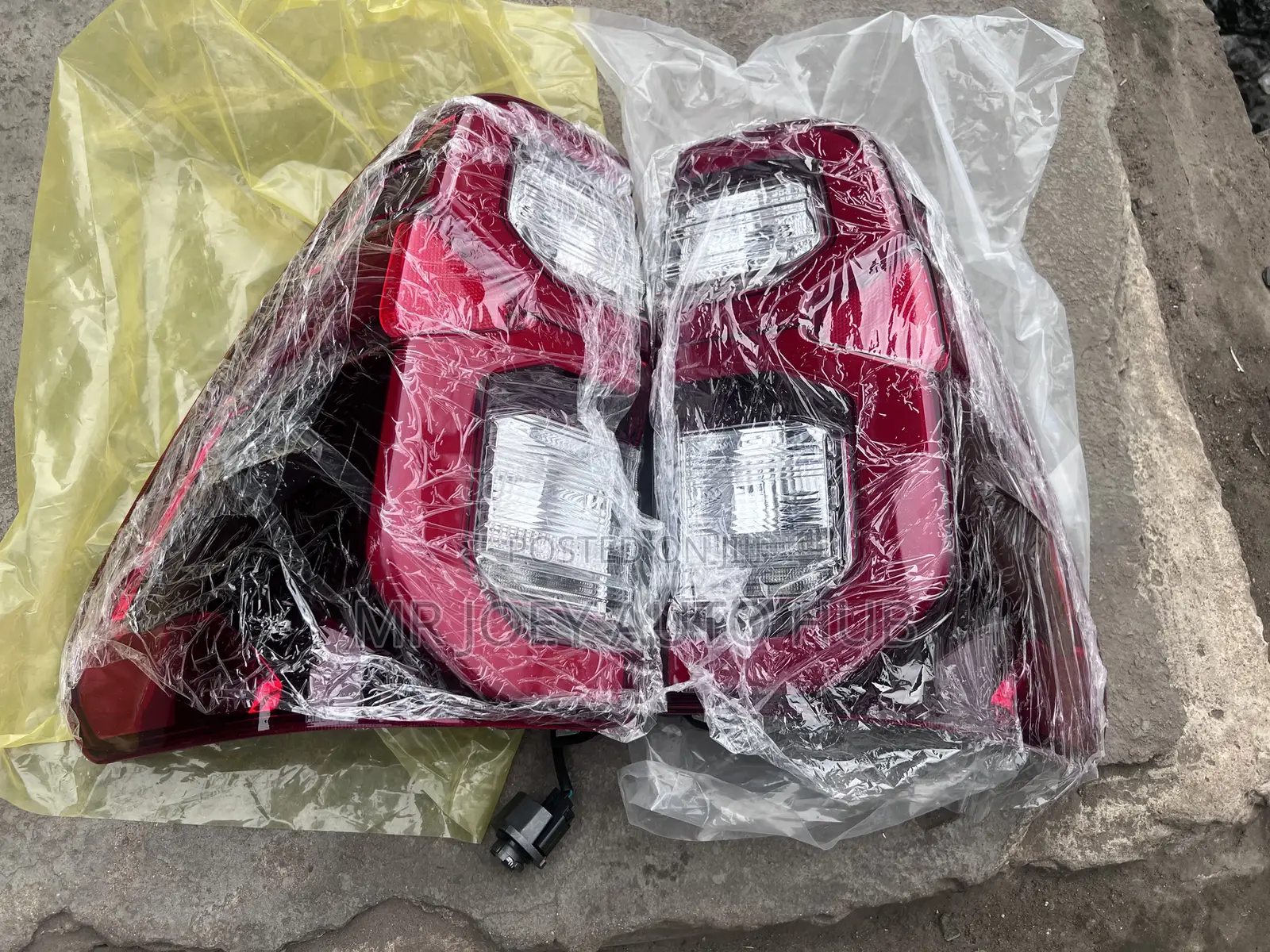 Toyota Hilux 2019 2020 2021 2022 2023 2024 2025 Tail Lights
