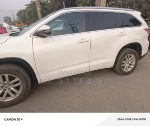 Toyota Highlander LE 4dr SUV (2.7L 4cyl 6A) 2014 White