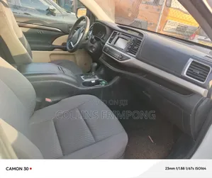 Toyota Highlander LE 4dr SUV (2.7L 4cyl 6A) 2014 White