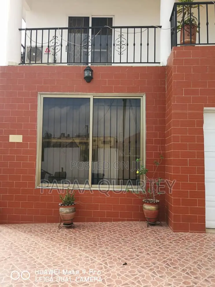 Furnished 6bdrm House in Tseaddo for sale