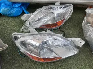 Toyota Yaris | Belta 2008 2009 2010 2011 Headlights