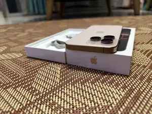 Apple iPhone 16 Pro Max 256 GB Gold
