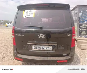 Hyundai H1 2010 Black