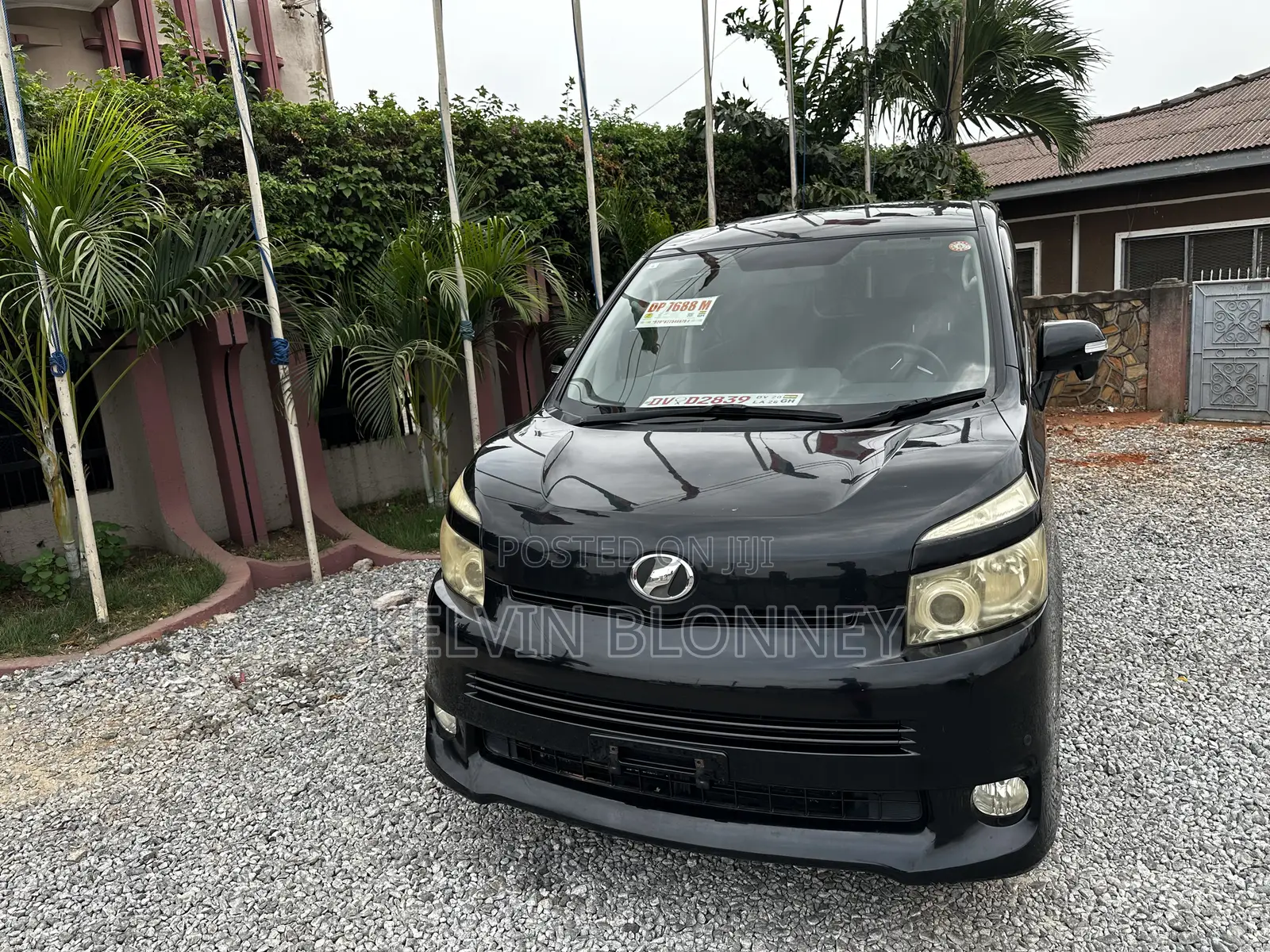 Toyota Voxy 2014 Black