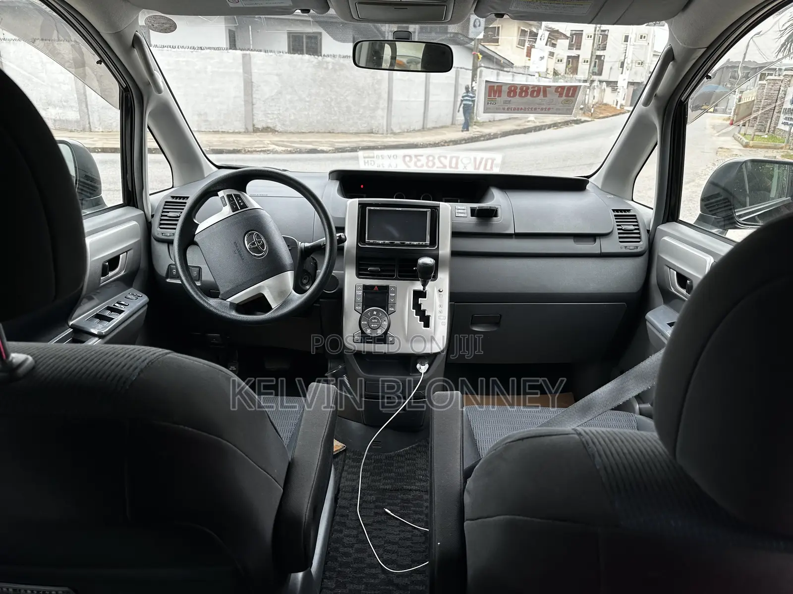 Toyota Voxy 2014 Black