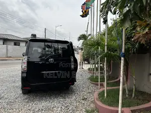 Toyota Voxy 2014 Black