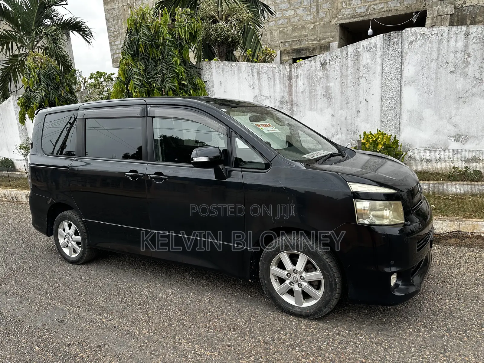Toyota Voxy 2014 Black