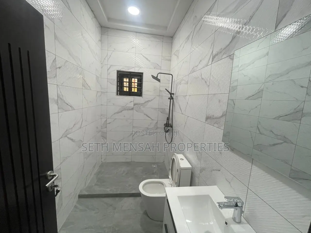 3bdrm Apartment in Seth, Parakuo Estate for rent