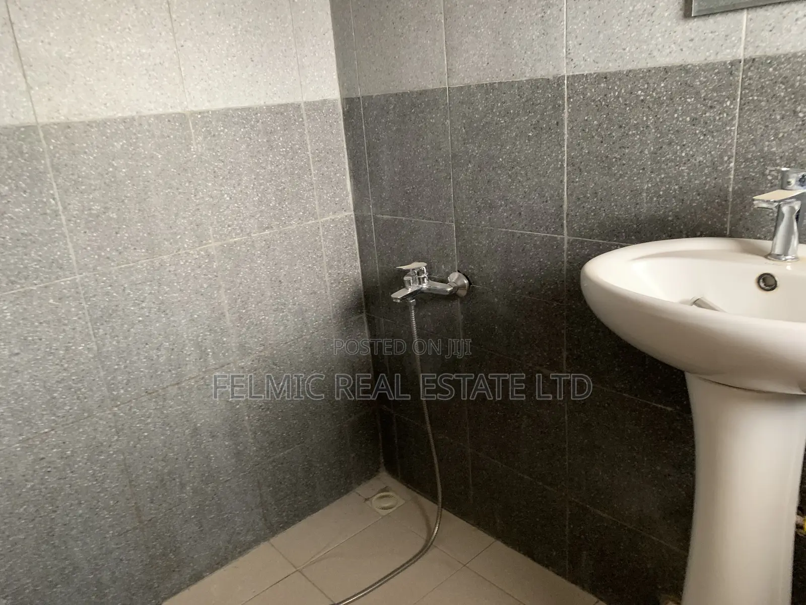 2bdrm Apartment in Felmic Real Estate, Ofankor for rent