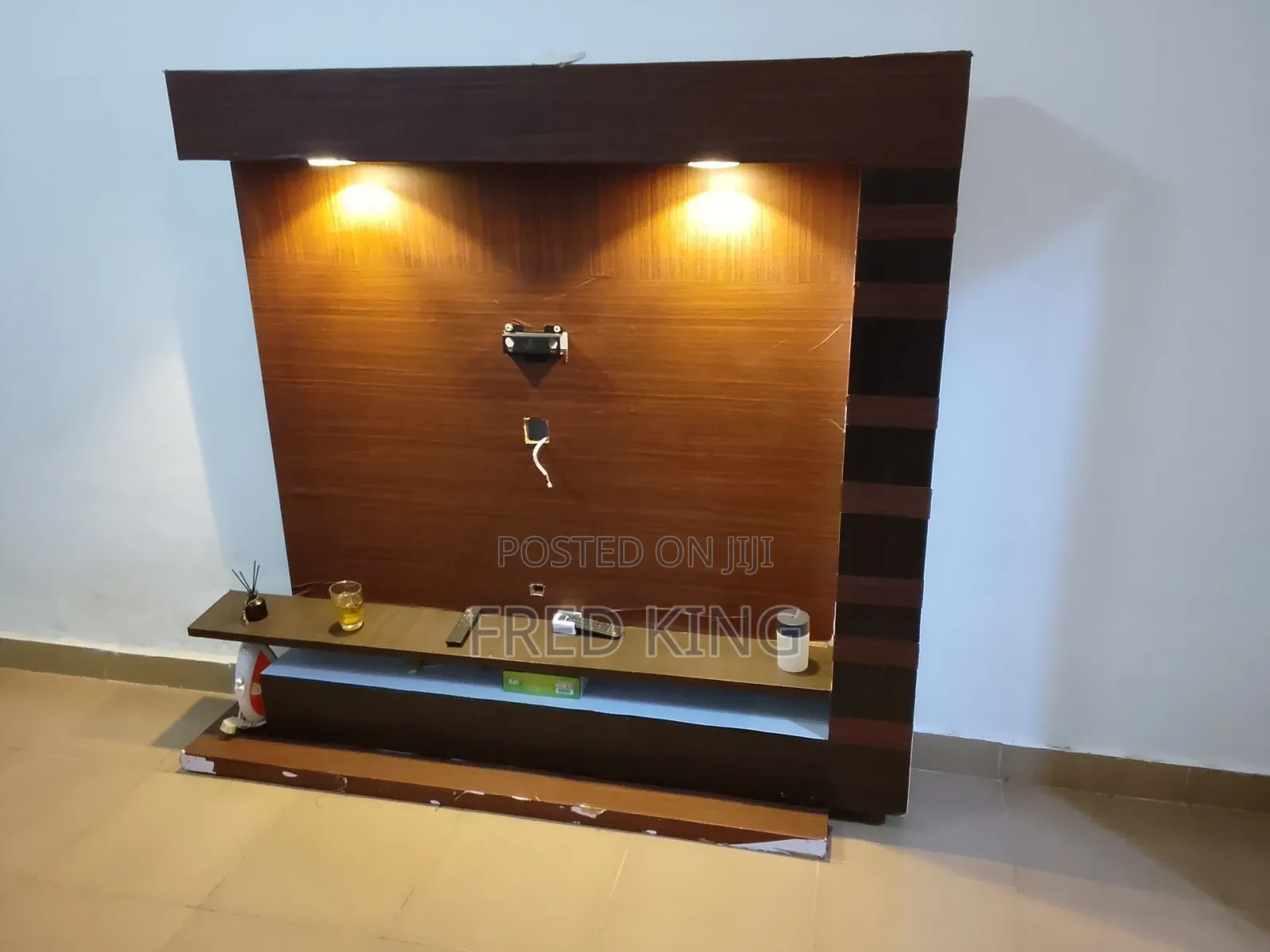 Big Tv Stand With in Built Led Light