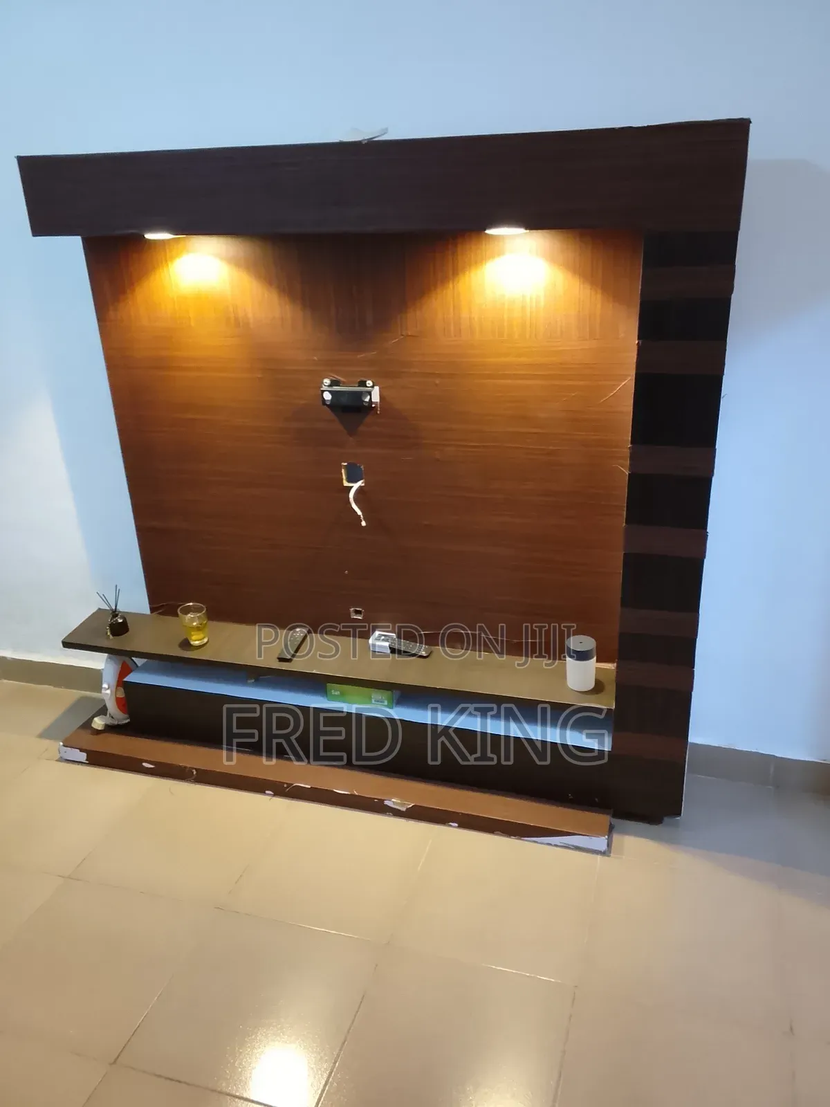 Big Tv Stand With in Built Led Light