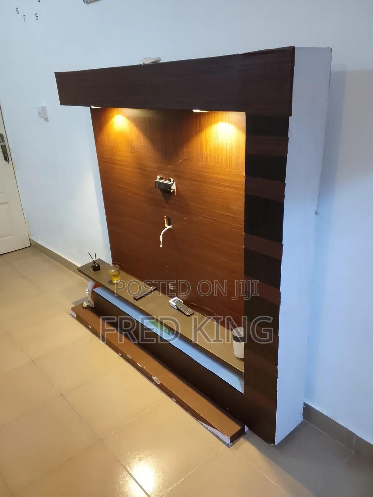Big Tv Stand With in Built Led Light