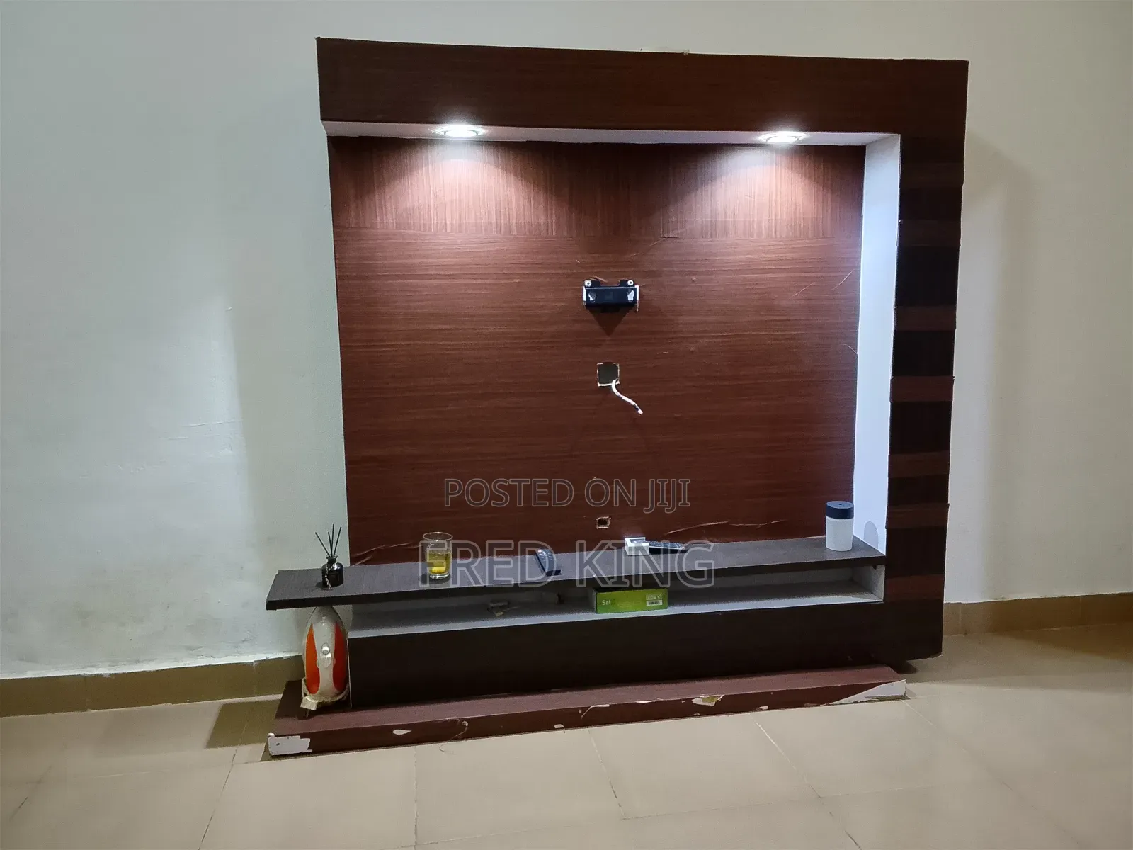 Big Tv Stand With in Built Led Light