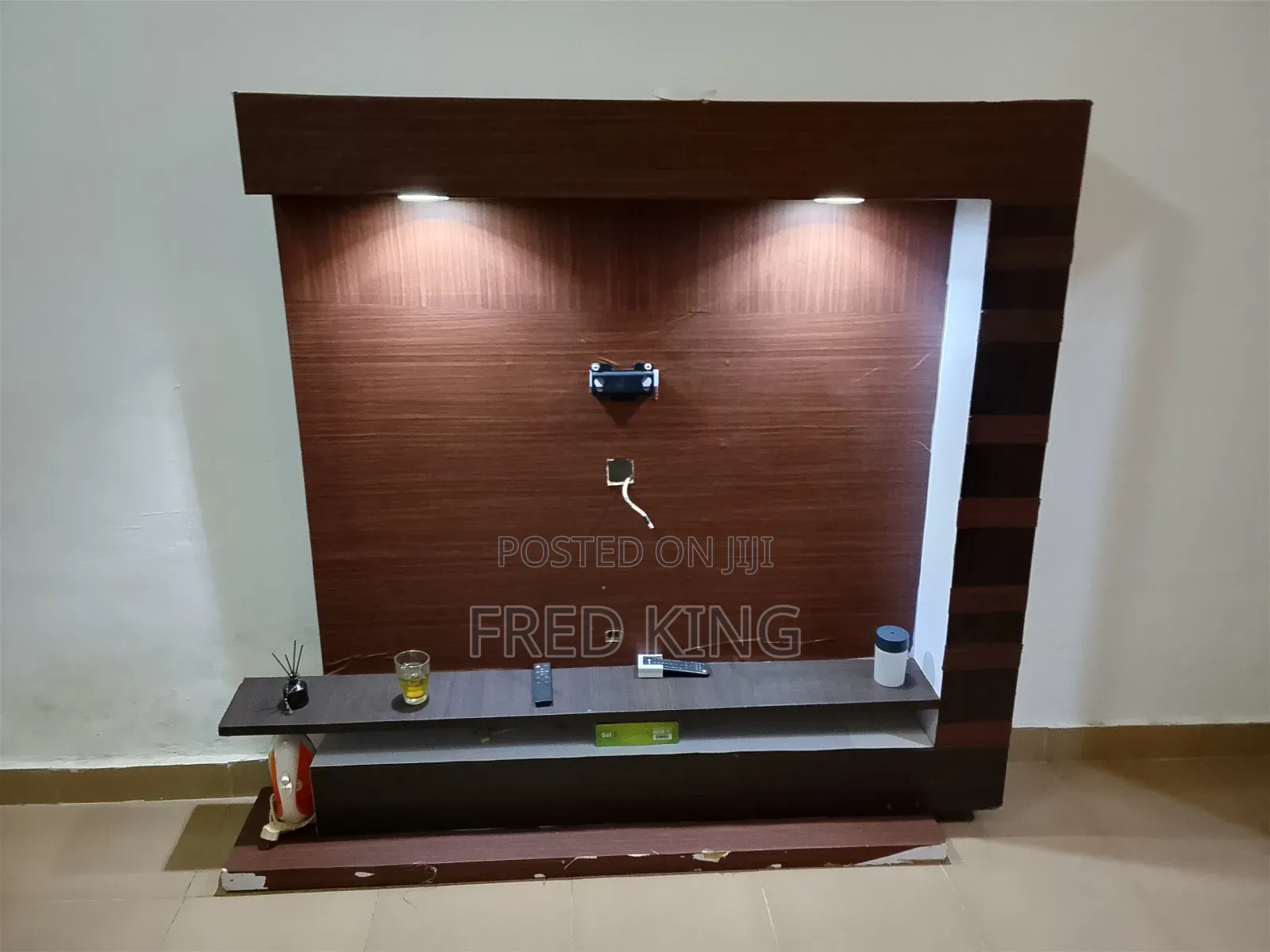 Big Tv Stand With in Built Led Light
