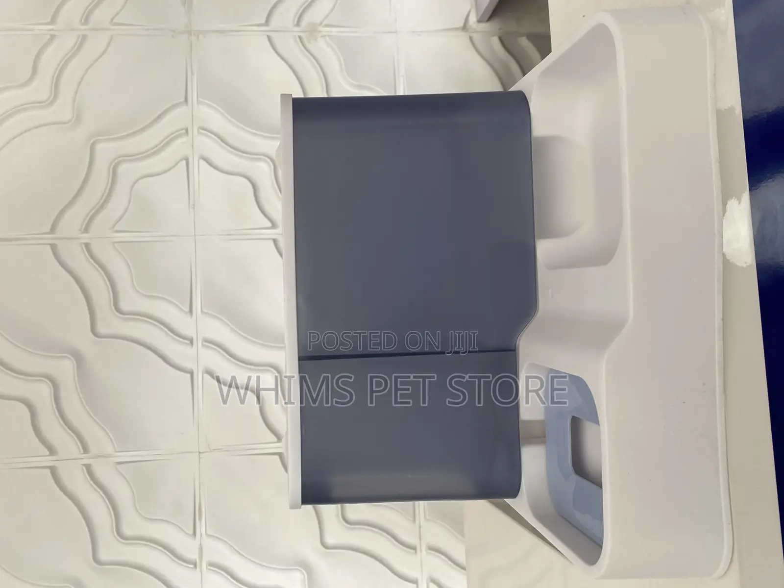 Cat/Dog Food and Water Dispenser