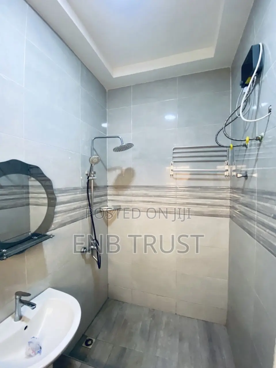 4bdrm Duplex in North Legon for rent