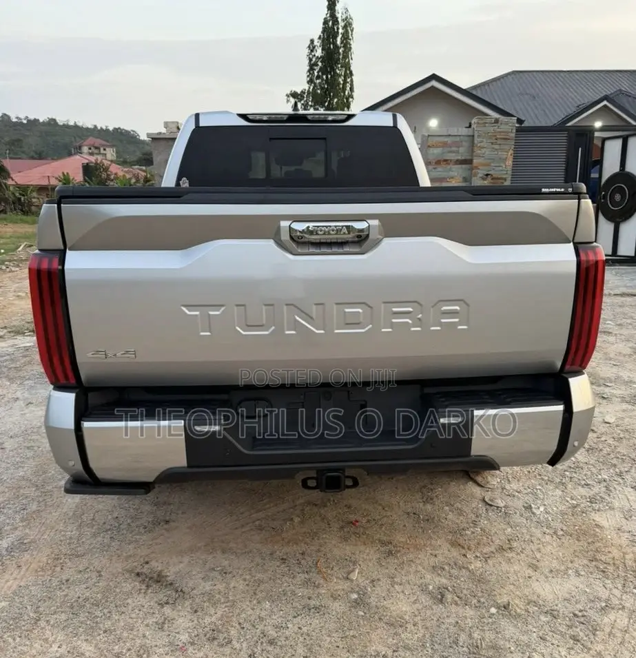 Toyota Tundra Limited Double Cab 6.5' Bed 2023 Silver