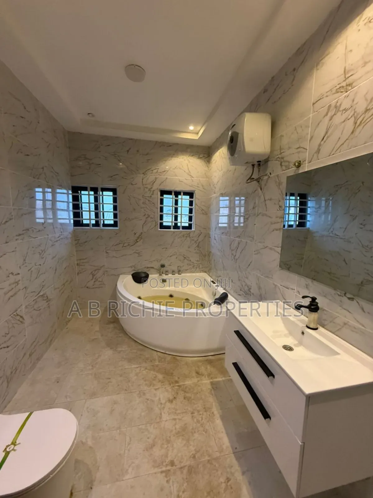 4bdrm House in Ab Richie Properties, Police Station for sale